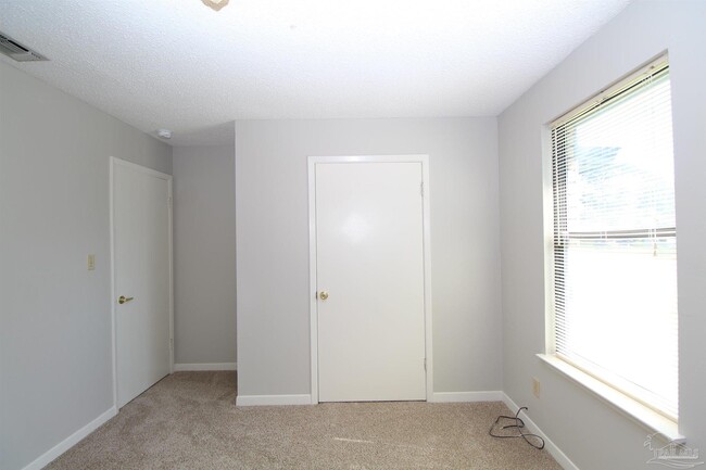 Building Photo - 8224 Tempest Dr