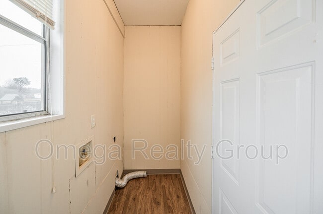 Building Photo - 1586 Arcade Terrace