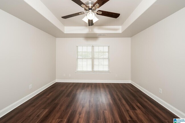 Building Photo - 950 Brookhaven Dr