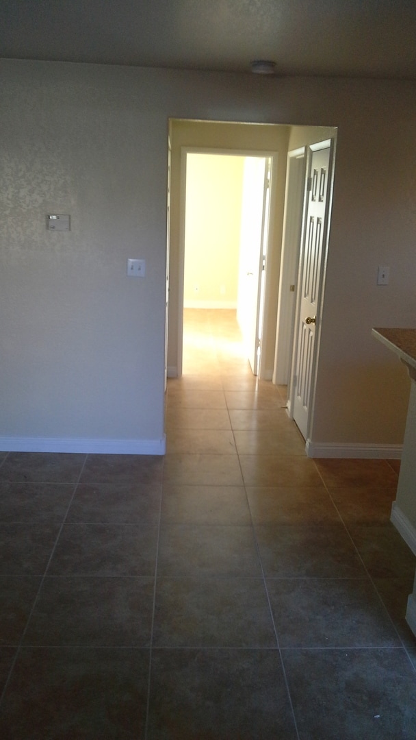 Building Photo - Vizcaya Condo in Gated Community