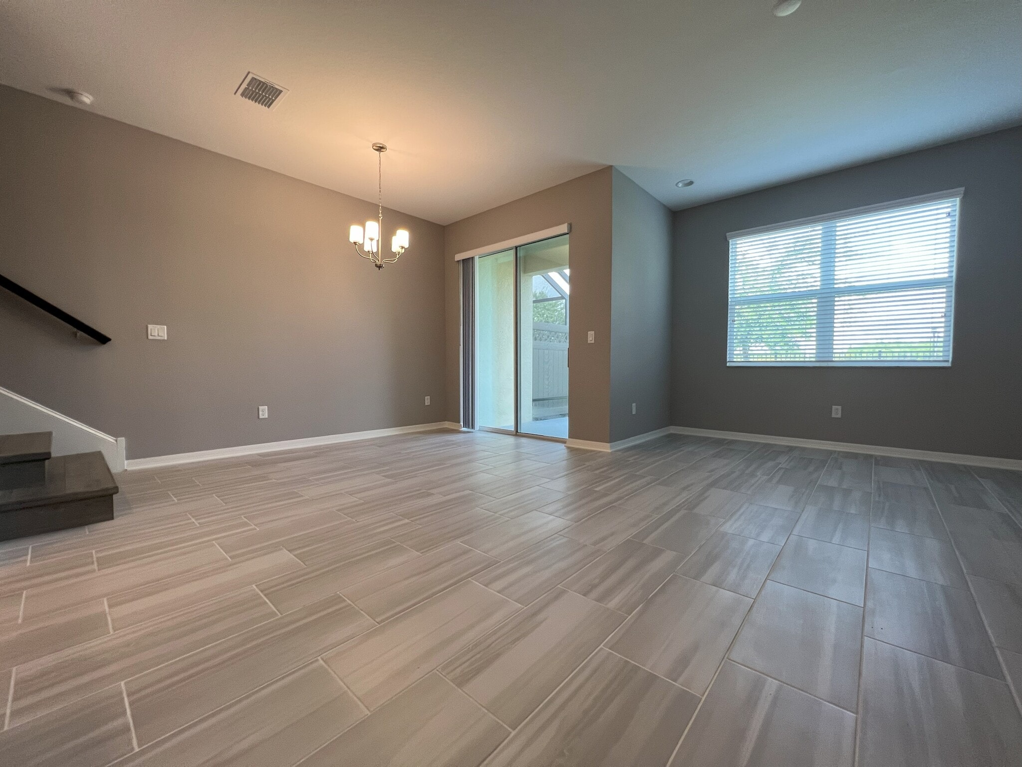 Building Photo - 29817 Southwell Ln