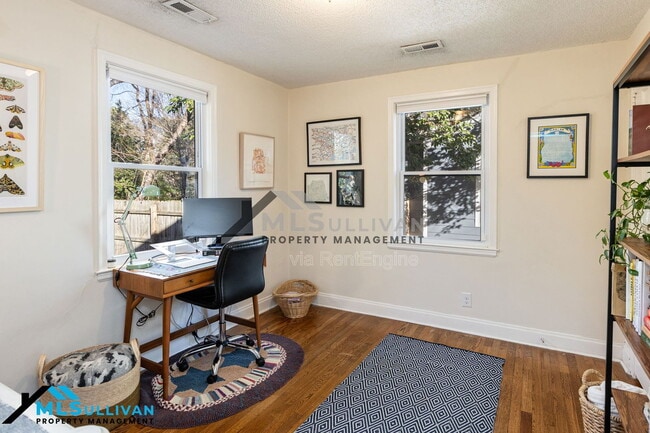 Building Photo - 409 E Hammond St