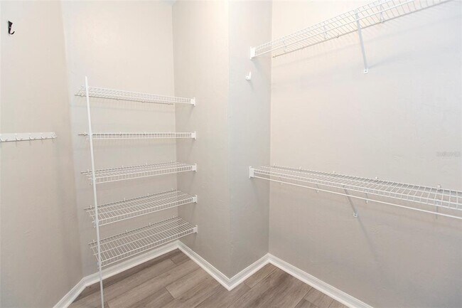 Building Photo - 4712 NW 80th Rd