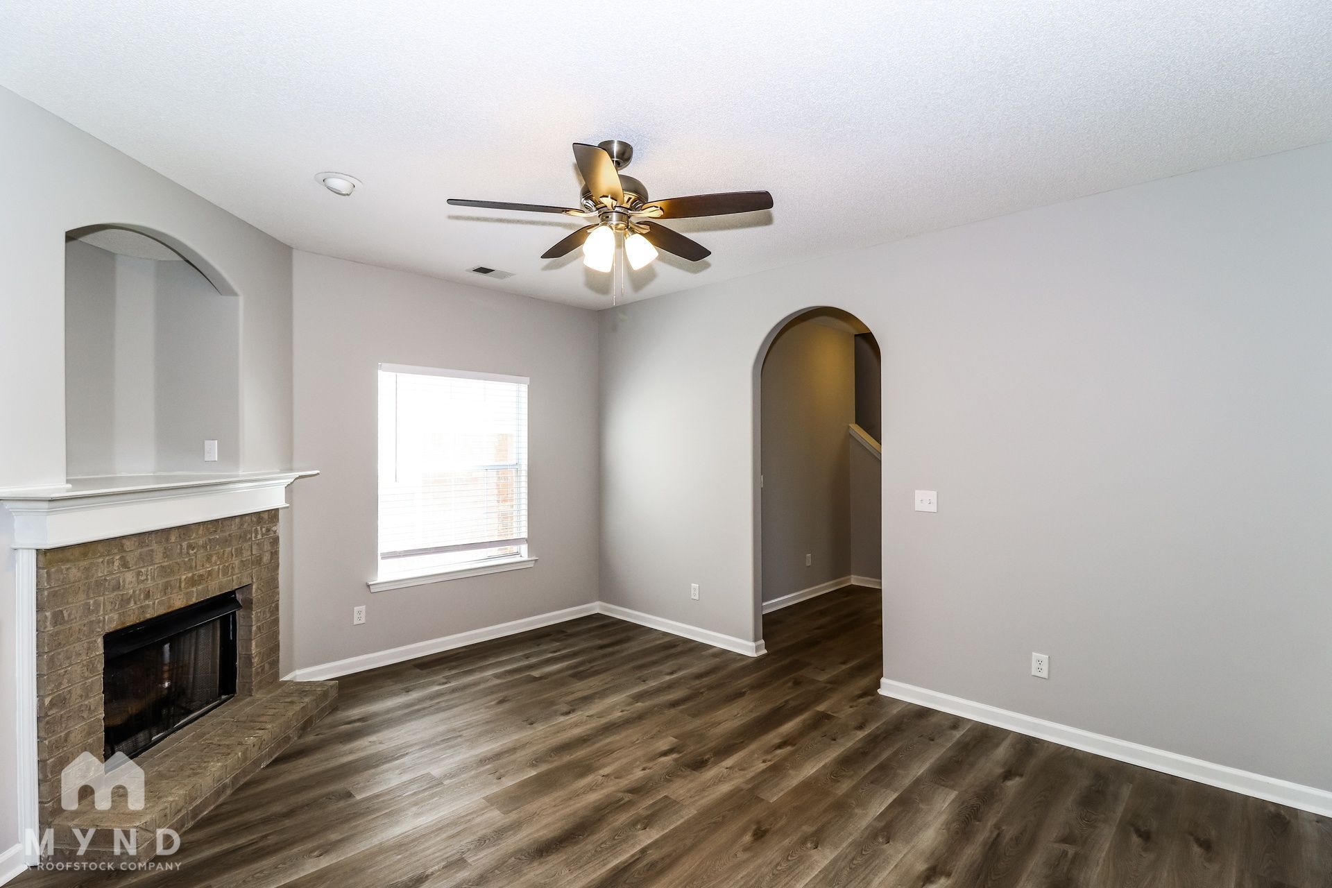 Building Photo - 10182 Sterling Ridge Dr