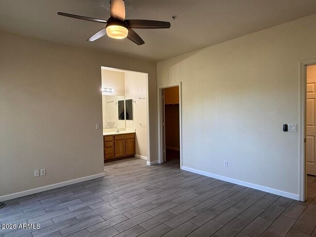 Building Photo - 935 Salida Ln