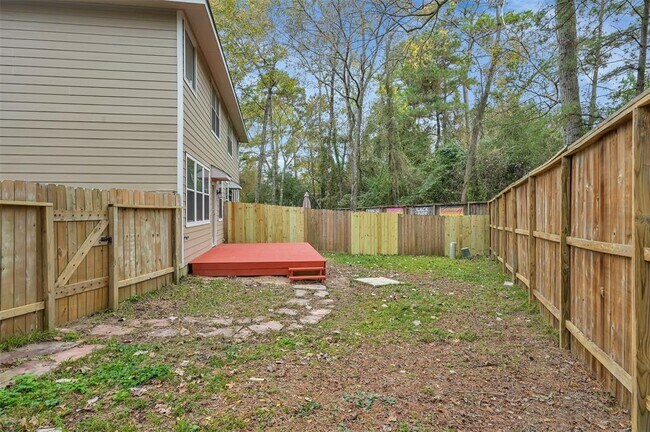 Building Photo - 3 Peach Ridge Pl