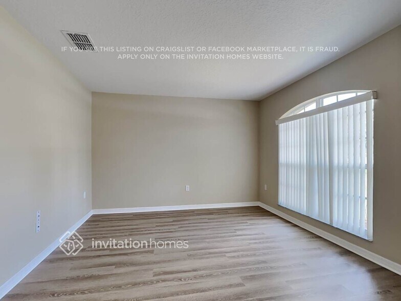 Building Photo - 1583 Carmona Ct