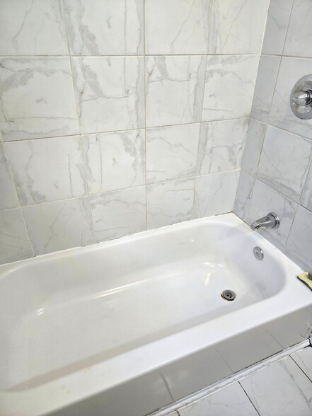 Building Photo - 118 Chad Brown St