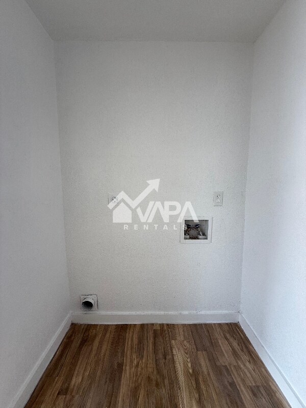 Building Photo - 4210 Sunrise Creek Dr