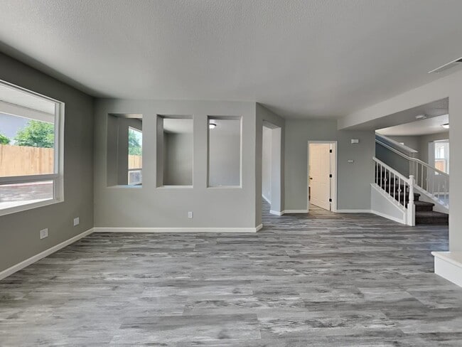 Building Photo - 8578 W Wing Dr