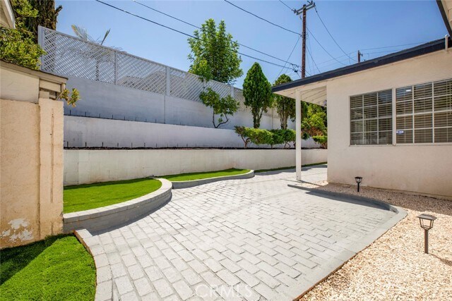 Building Photo - 11110 Odell Ave