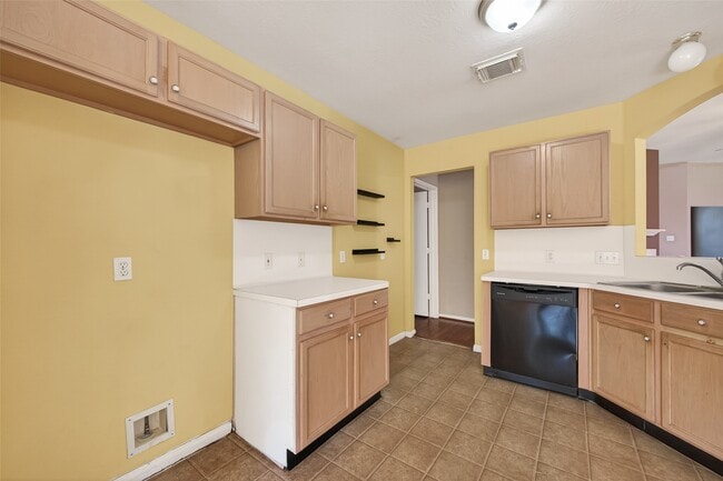 Building Photo - 10619 Goodrum Rd