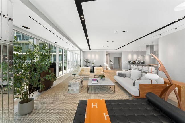 Building Photo - 4701 Meridian Ave