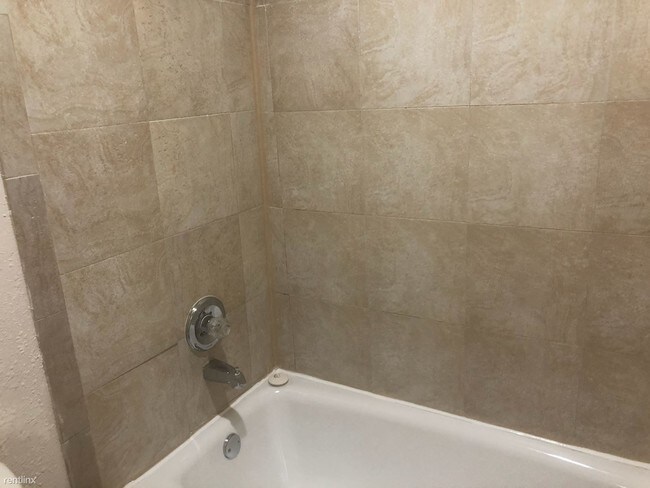 Building Photo - 2 br, 2 bath Condo - 6824 Lyrewood Lane #132
