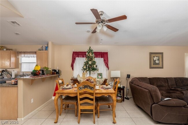 Building Photo - 1563 Raining Hills St