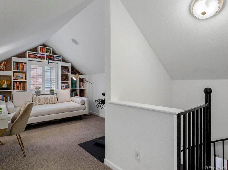 Building Photo - 2809 N Raleigh St