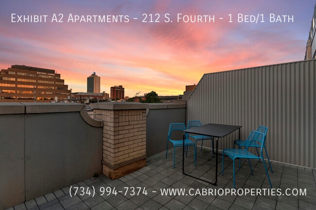 Building Photo - Exhibit A2 Apartments - 212 S. Fourth -1 Bed/1 Bath