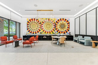 Building Photo - The Henry