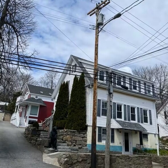 Building Photo - 38 Townsend Ave