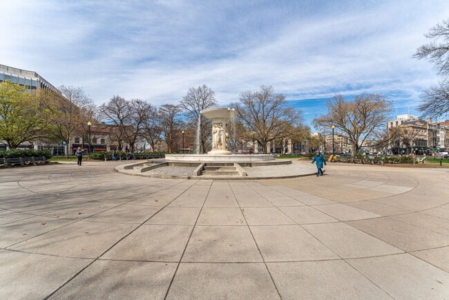 Building Photo - 1325 18th St NW