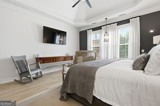 Building Photo - 5451 Autumn Flame Dr NE