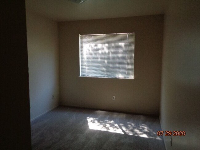 Building Photo - 796 Marshall Rd