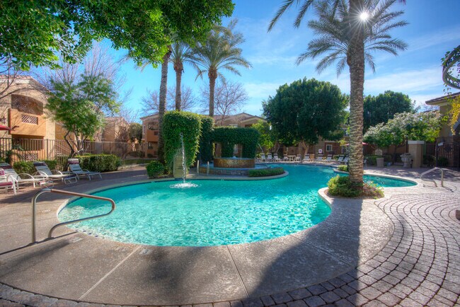 Pool & Pool Patio - La Borgata