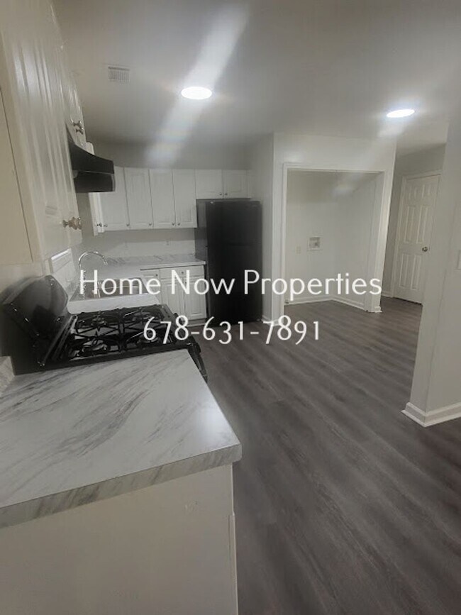 Building Photo - Spacious 4BR Home + Bonus Rooms in Mainstreet Community | Resort-Style Amenities!