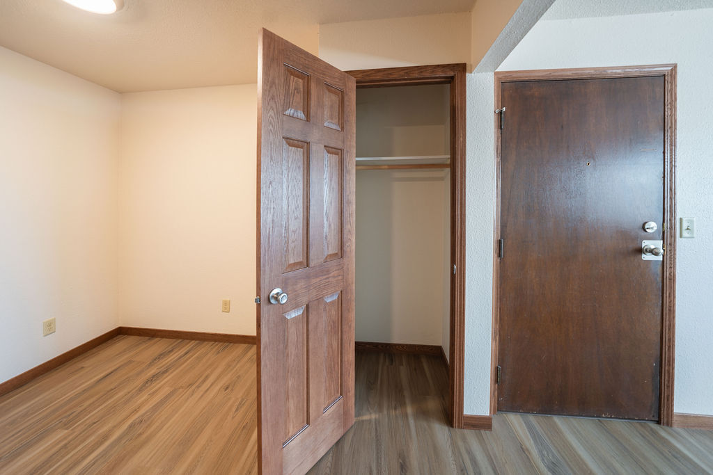 Building Photo - 3505 S West Ave