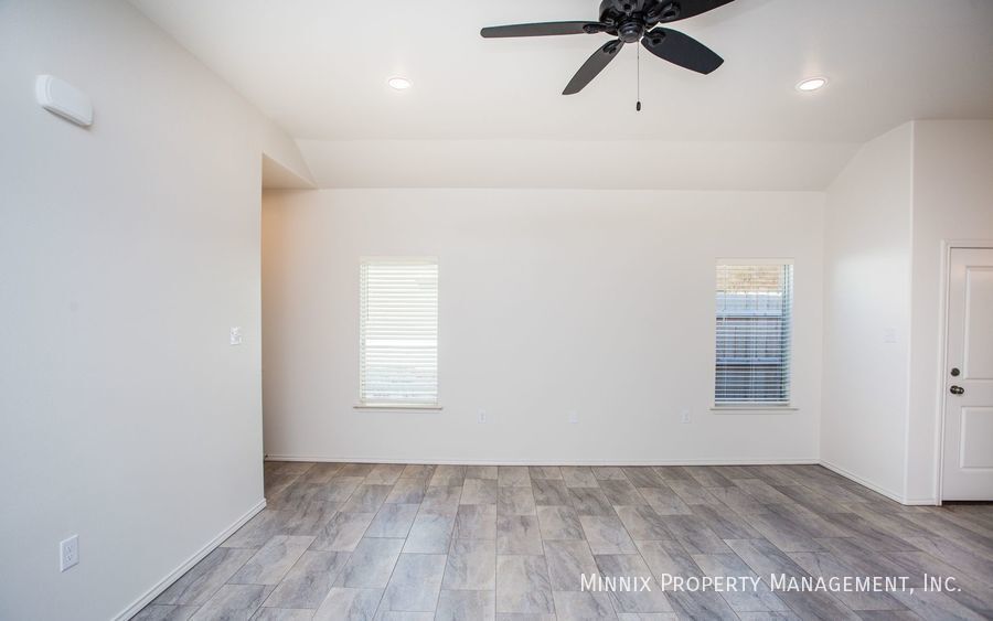 Building Photo - 2619 136th St