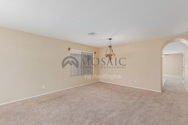 Building Photo - 15535 W Mauna Loa Ln