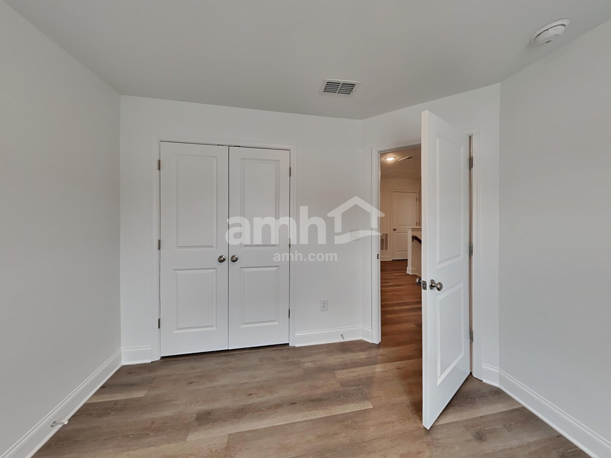 Building Photo - 1335 Soapstone Rd