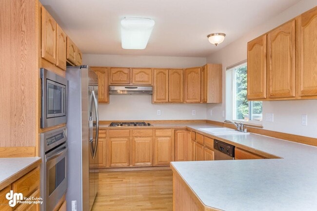 Building Photo - 2041 Tributary Cir