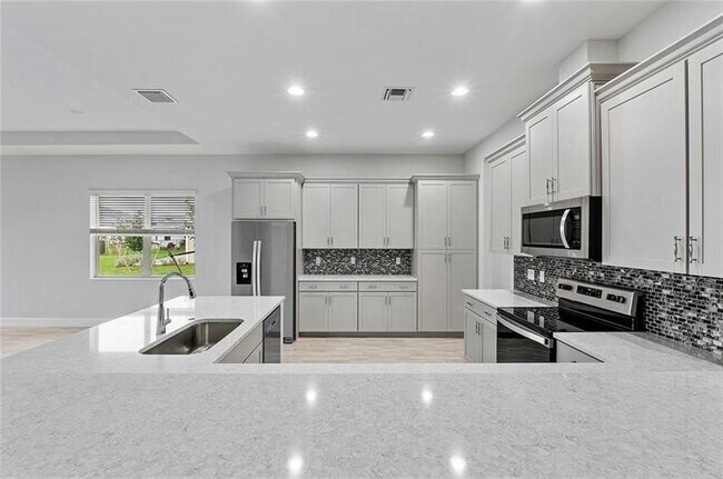 Building Photo - 5218 Liberty Ln