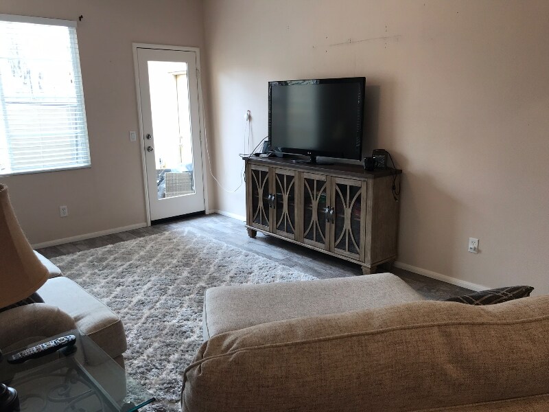 Building Photo - 37435 Paseo Tulipa