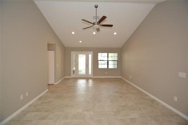 Building Photo - 17 Evansville Ln