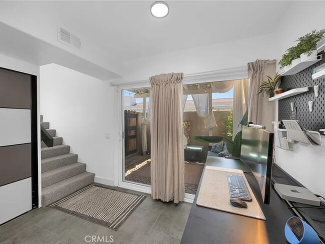 Building Photo - Secure This Beautiful Unit Today