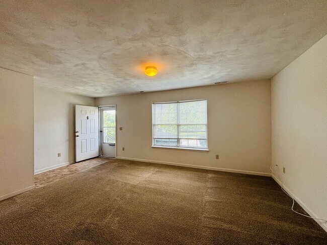 Building Photo - 1429 Christine Ct