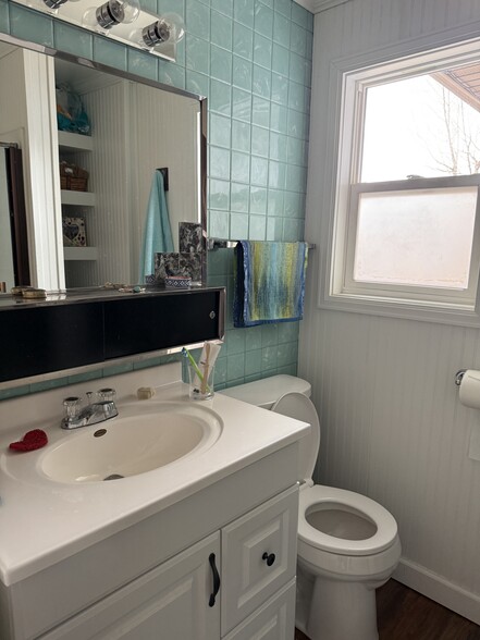 bath #1 - 420 S 19th St
