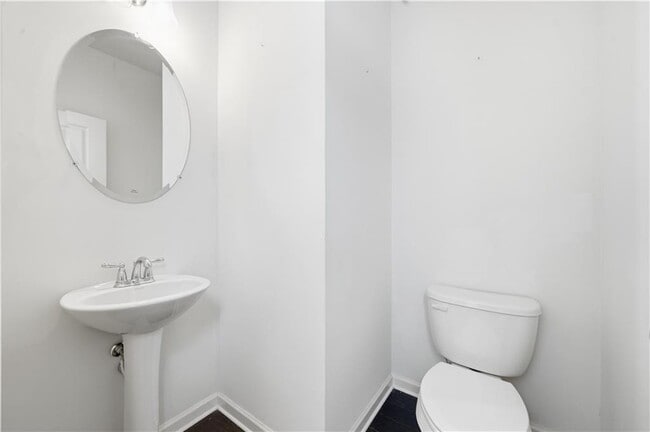 Building Photo - 2730 Kemp Ct