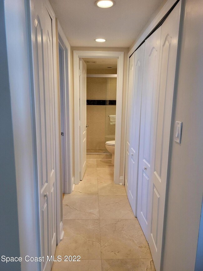 Building Photo - 2101 S Atlantic Ave