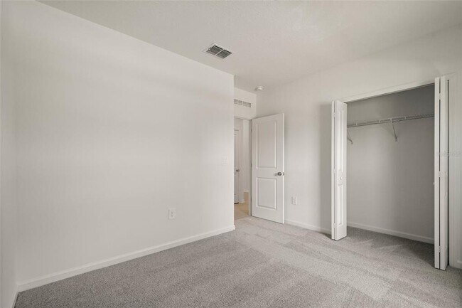 Building Photo - 7479 SANDSTONE Dr