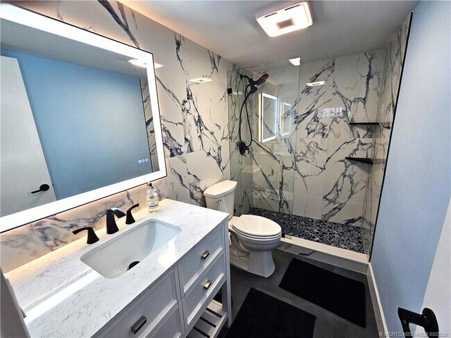 Building Photo - 1357 NE Ocean Blvd