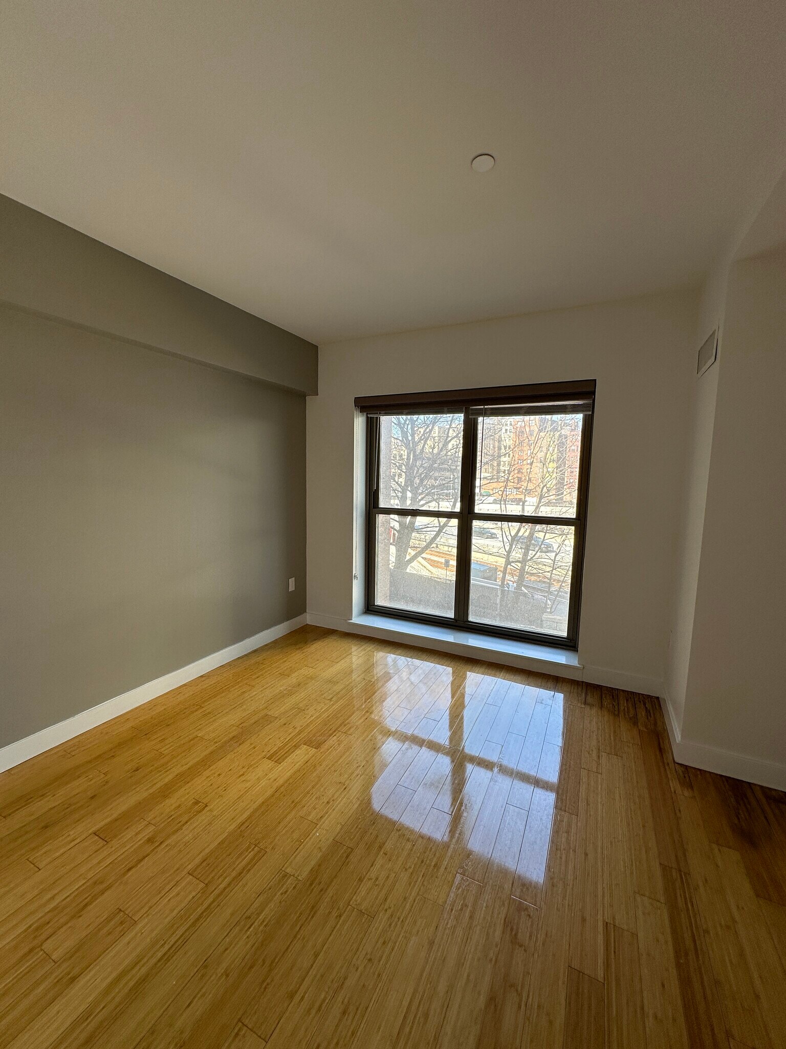 Building Photo - 1088 Boylston St