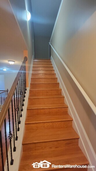 Building Photo - 420 Willie Kate Ln