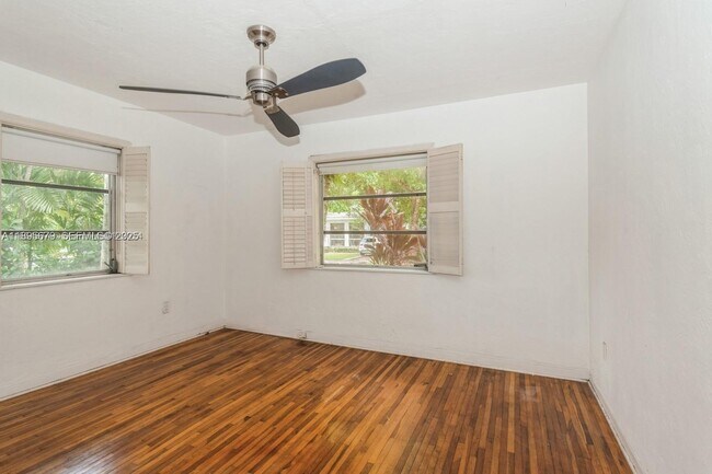 Building Photo - 1225 Tangier St