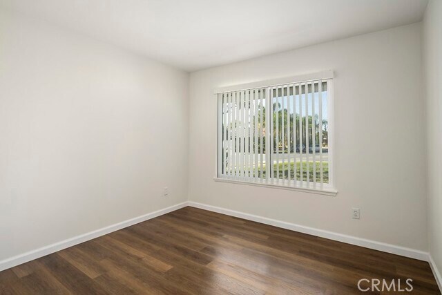 Building Photo - 24041 Gemwood Dr