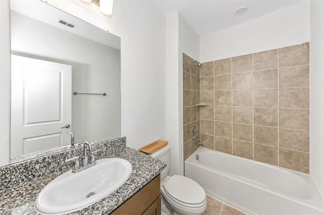 Building Photo - 1417 Eagle Feather Way