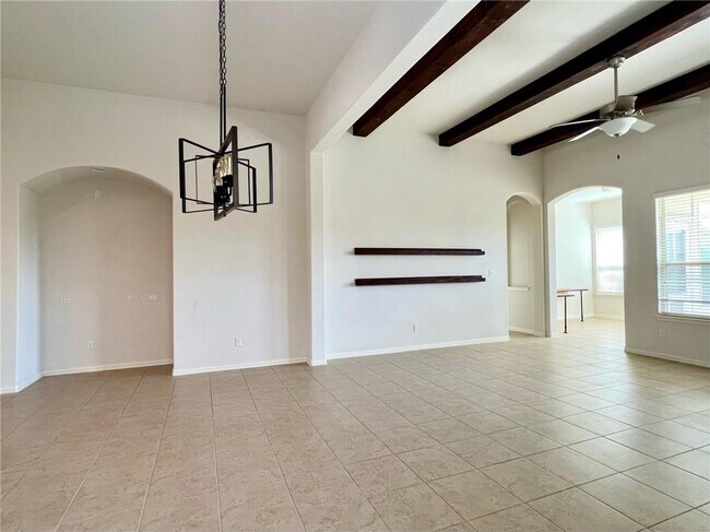 Building Photo - 133 Salt Fork Dr