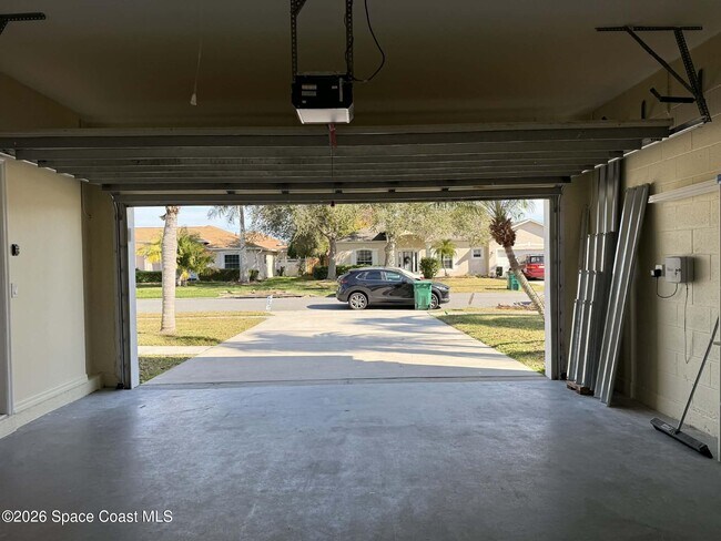 Building Photo - 774 Triple Crown Ln